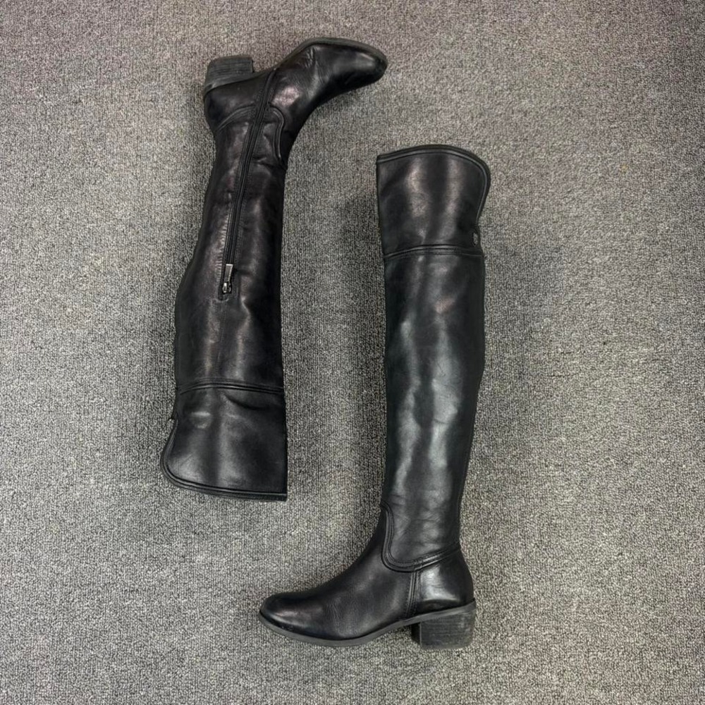 Women's Vince Camuto Black Leather Knee High Side Zip Tall Campus Boots Size 6